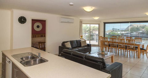 SALT - 37 Oceanview Drive - Accommodation QLD 3