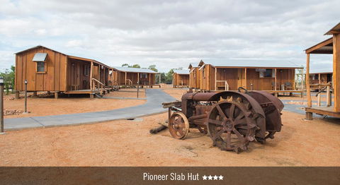 Saltbush Retreat - Accommodation QLD 3