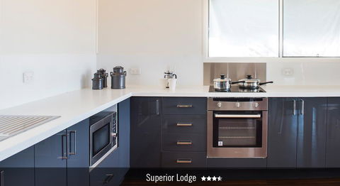 Saltbush Retreat - Accommodation QLD 2