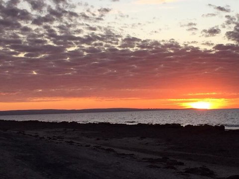 Salty Dayz - Accommodation QLD 3