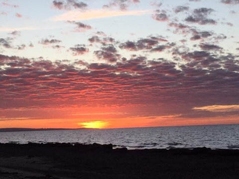 Salty Dayz - Accommodation QLD 2