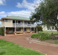 Salty Dayz - Accommodation QLD
