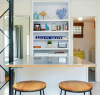 Salty Grape Beach House - Accommodation QLD