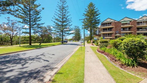 San Chelsea Beachside Apartments - Accommodation QLD 1