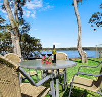 Sanctuary on the Bay - fish or kayak from the yard - Accommodation QLD