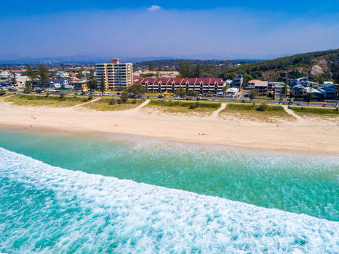 Sandrift Beachfront Apartments - Accommodation QLD 2