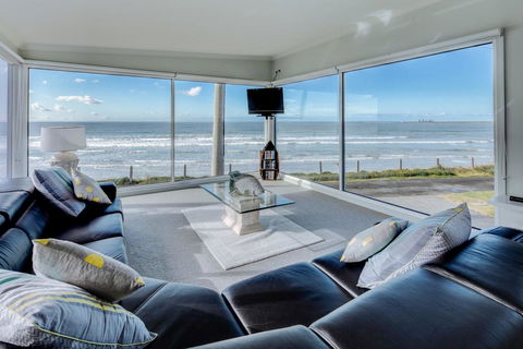 Sandy Cove - Accommodation QLD 0