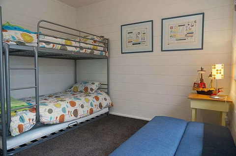 Santa Monica - Accommodation QLD 3