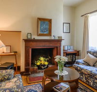 Sargeants  Armoury Cottages 1823 - Accommodation QLD