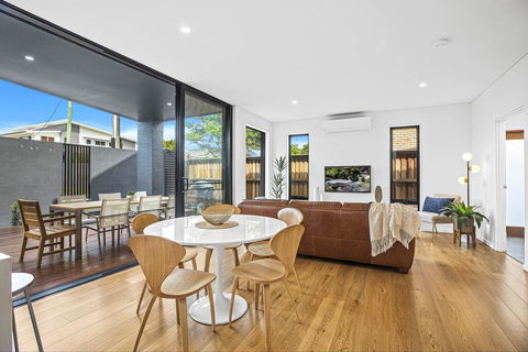 Sawtell Suites - Suite 1 - Accommodation QLD 0