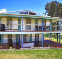 Sea Dream - Pet Friendly - 1 Min Walk to Beach - Accommodation QLD