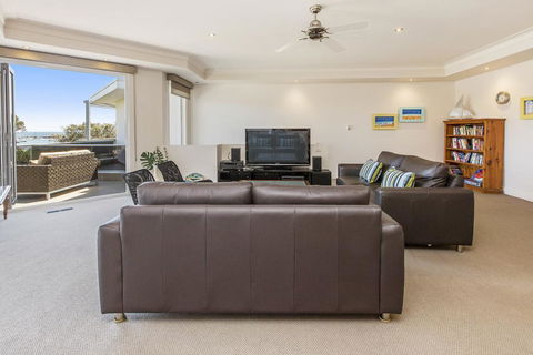 SEA GRANGE - MORNINGTON - Accommodation QLD 2