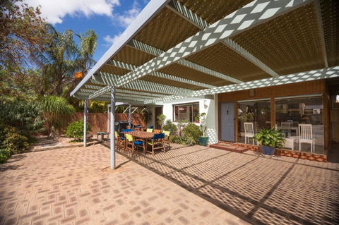 Sea J's, Brighton - Accommodation QLD 3