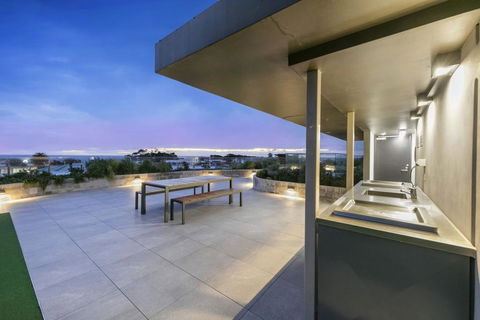 SEA TEMPLE - MORNINGTON - Accommodation QLD 1