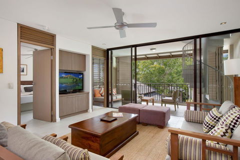 Sea Temple Penthouse 407 - Accommodation QLD 1