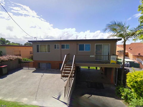 Sea View, 3 Hodgson Street - Accommodation QLD 1