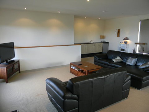 Seabreeze - Accommodation QLD 1