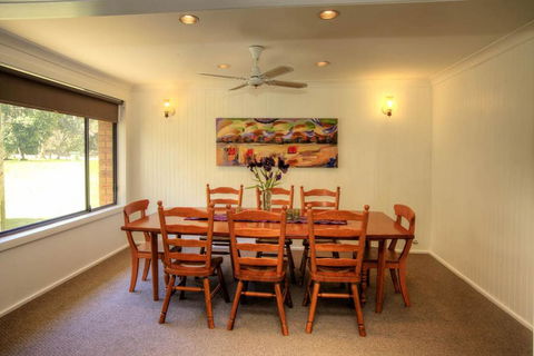 SEABREEZE - Accommodation QLD 2