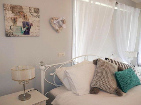 Sealark - Views Of The Bay - Accommodation QLD 3