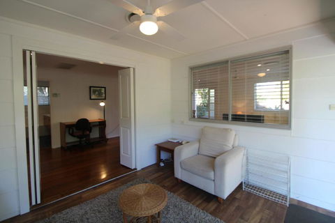 SEAMIST - Accommodation QLD 3