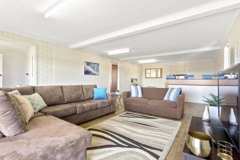 SEASIDE SERENITY 2 - L'Abode Accommodation - Accommodation QLD 0