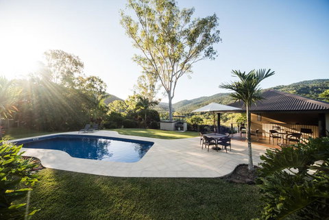 Seclude Rainforest Retreat - Accommodation QLD 0