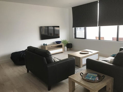 Secret At Shellharbour Village - Water View - Accommodation QLD 2