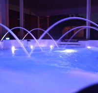 Semaphore Sea Breeze - Family Beach-Heated Pool Holiday - Accommodation QLD