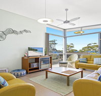 Serene - spacious air conditioned accommodation - Accommodation QLD