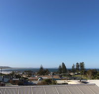 Shiloh Holiday House 14 East Street - Accommodation QLD