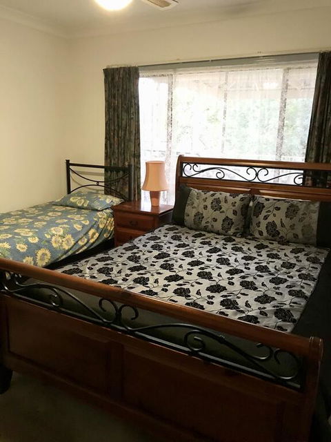 Short Stays At Janines - Accommodation QLD 3