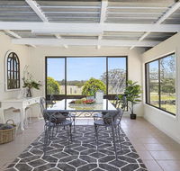 Silky Oak Cottage - cosy with country views - Accommodation QLD