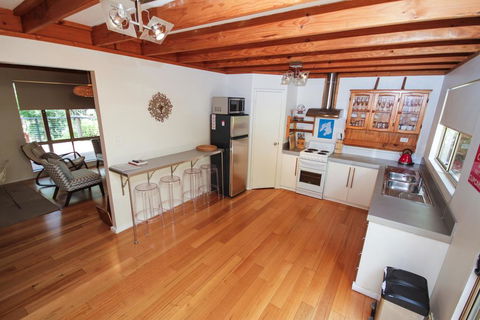 Silvertrees - Accommodation QLD 1