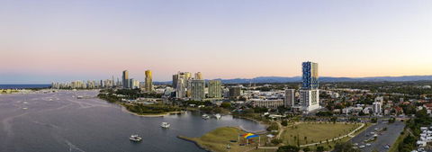 Sky Broadwater Apartments - Accommodation QLD 1