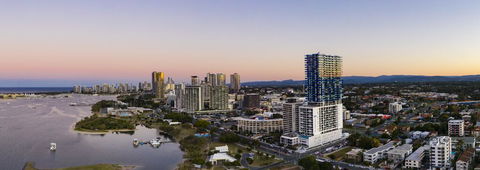 Sky Broadwater Apartments - Accommodation QLD 2