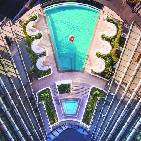 SKYE Suites Green Square - Accommodation QLD 3