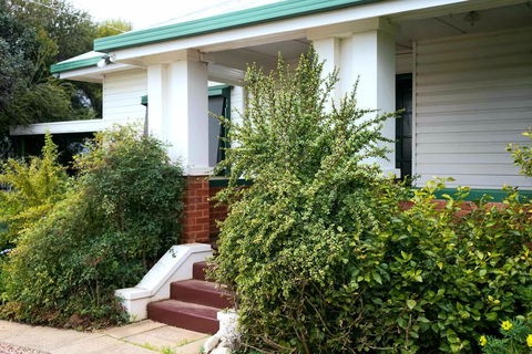 Skymirror Cottage - Accommodation QLD 0