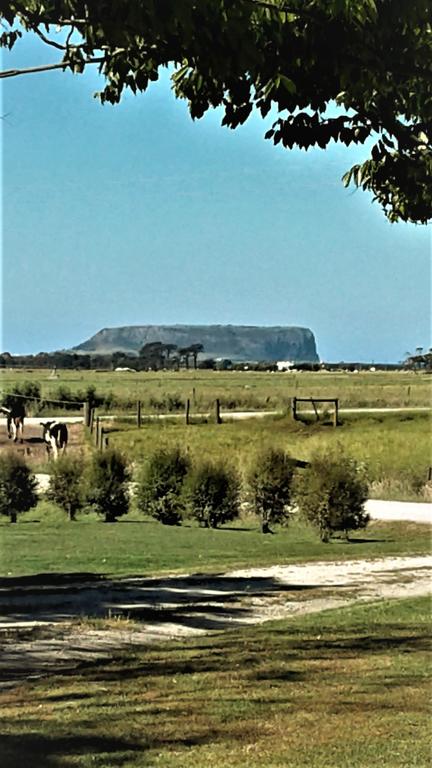 Sleepy Hollow Hideout - Hideout 1 - Accommodation QLD 3