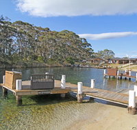 Snapper Lodge Waterfront - Accommodation QLD