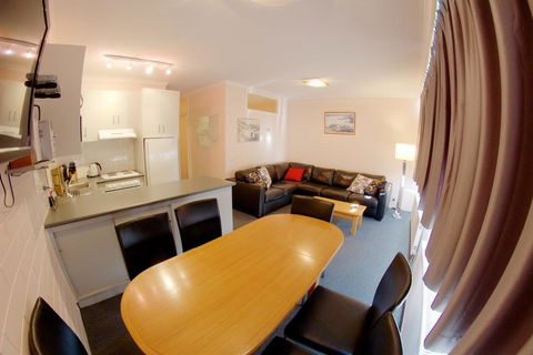 Snow Ski Apartments 28 - Accommodation QLD 2