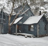 SNOWED INN apartment - Accommodation QLD