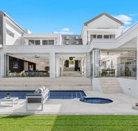 SOLARIS - Villa Of The Sun - Accommodation QLD