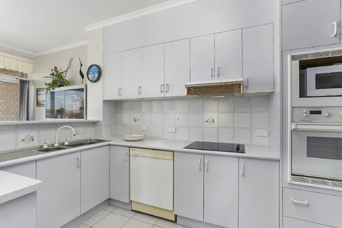 Solitaire 1 - Sawtell, NSW - Accommodation QLD 2