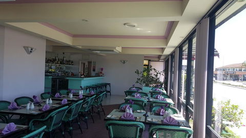 South Pacific Palms Motor Inn - Accommodation QLD 2