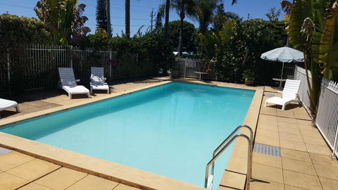 South Pacific Palms Motor Inn - Accommodation QLD 3