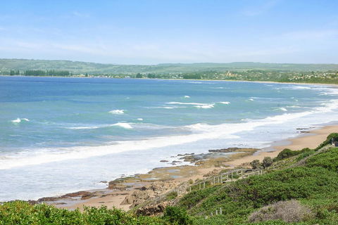 South Seas Beachfront Apartments - Accommodation QLD 0