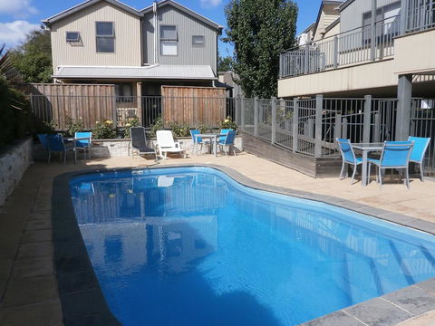Sovereign Views Apartments - Accommodation QLD 0