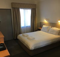 Spa Village Travel Inn - Accommodation QLD