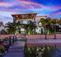 Space & seclusion on the water, Noosa Heads - Accommodation QLD