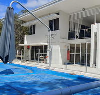 Spacious 2 bedroom unit private bath kitchen RV parking on 5 acres 10 min to Fraser Island barge - Accommodation QLD